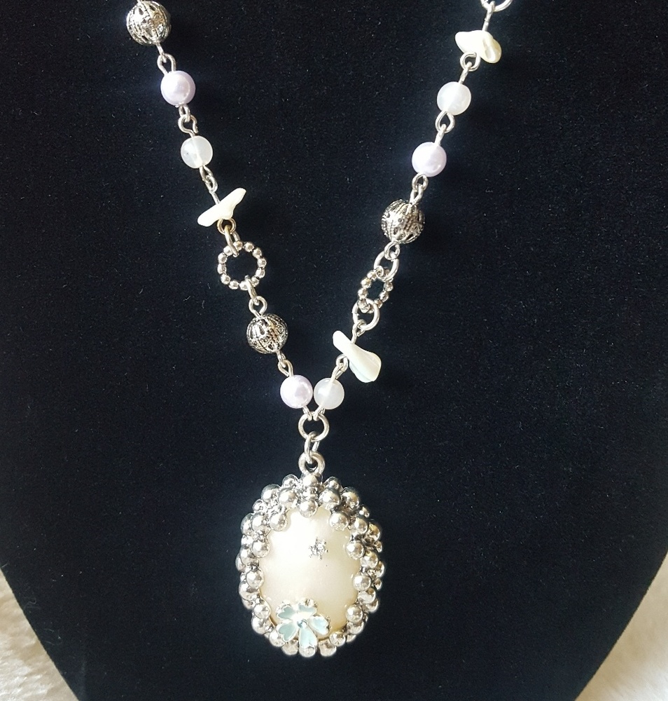 New Mother of Pearl Jewelry Set